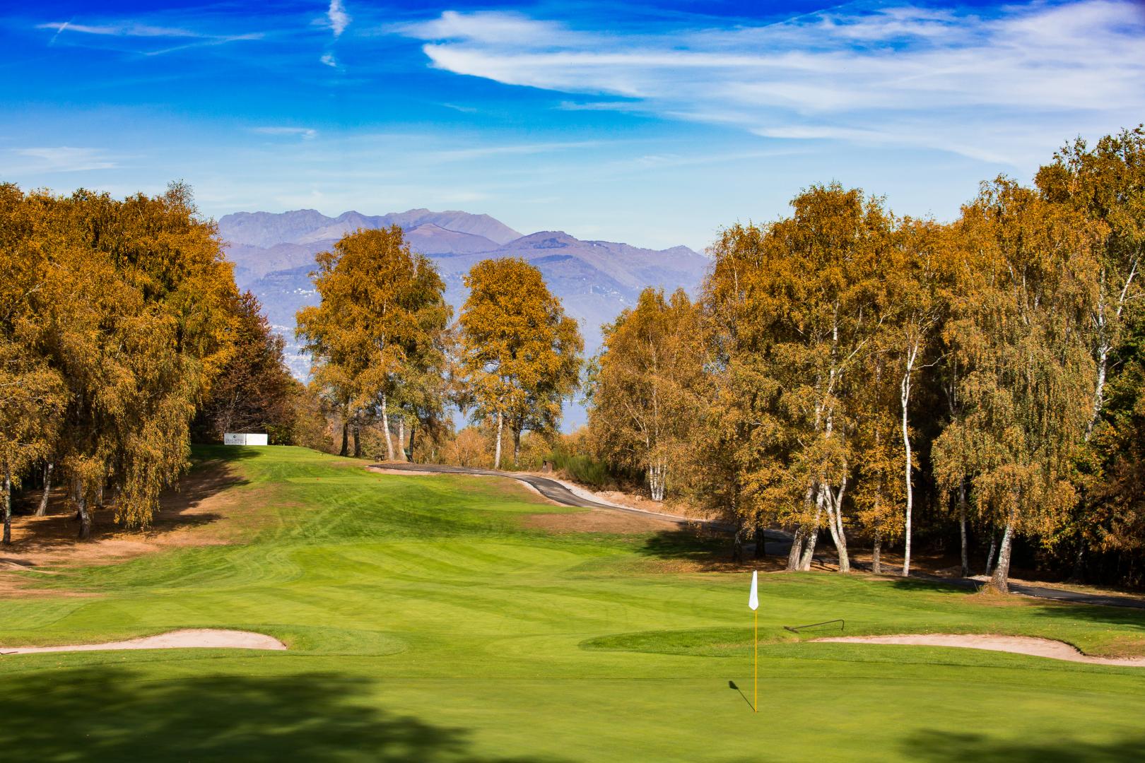 Des Iles Borromees Golf Club