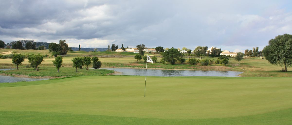 BORGO DI LUCE -I MONASTERI GOLF RESORT