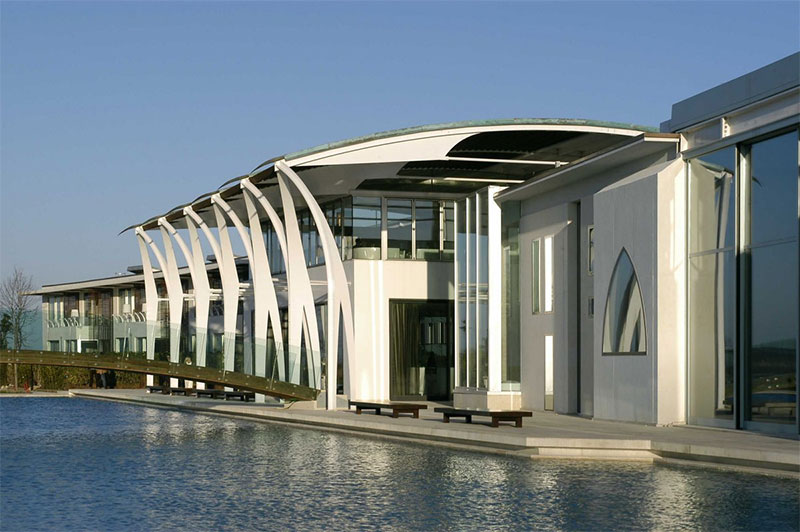 Riviera Golf Resort